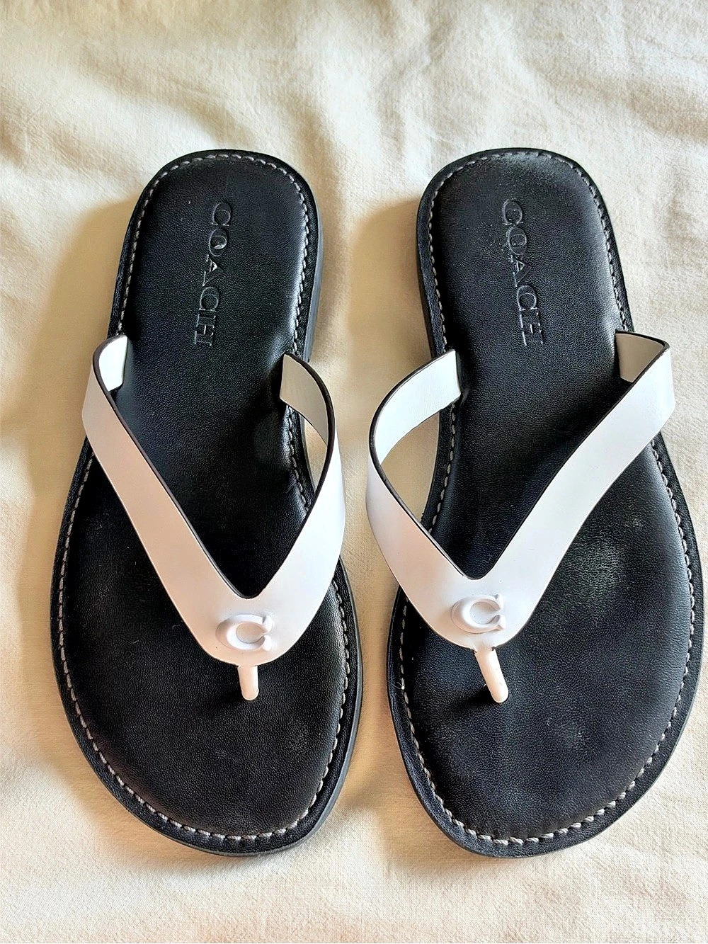 Coach Brianna Flip Flop Sandals Black & White US 7B